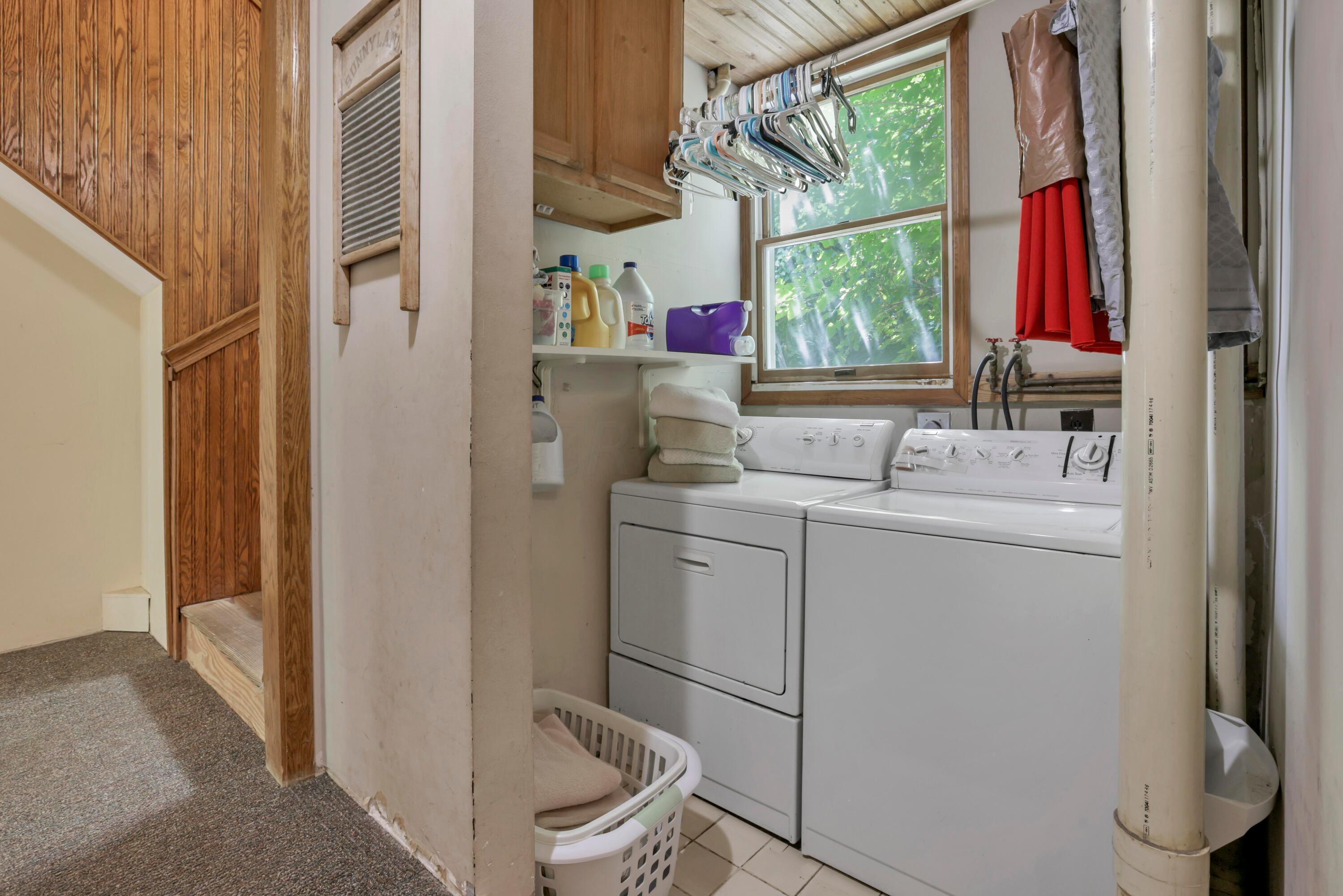 2751 Clifton Road Columbus, OH 43221 - Photo 44 of 62 1st floor laundry off stair case