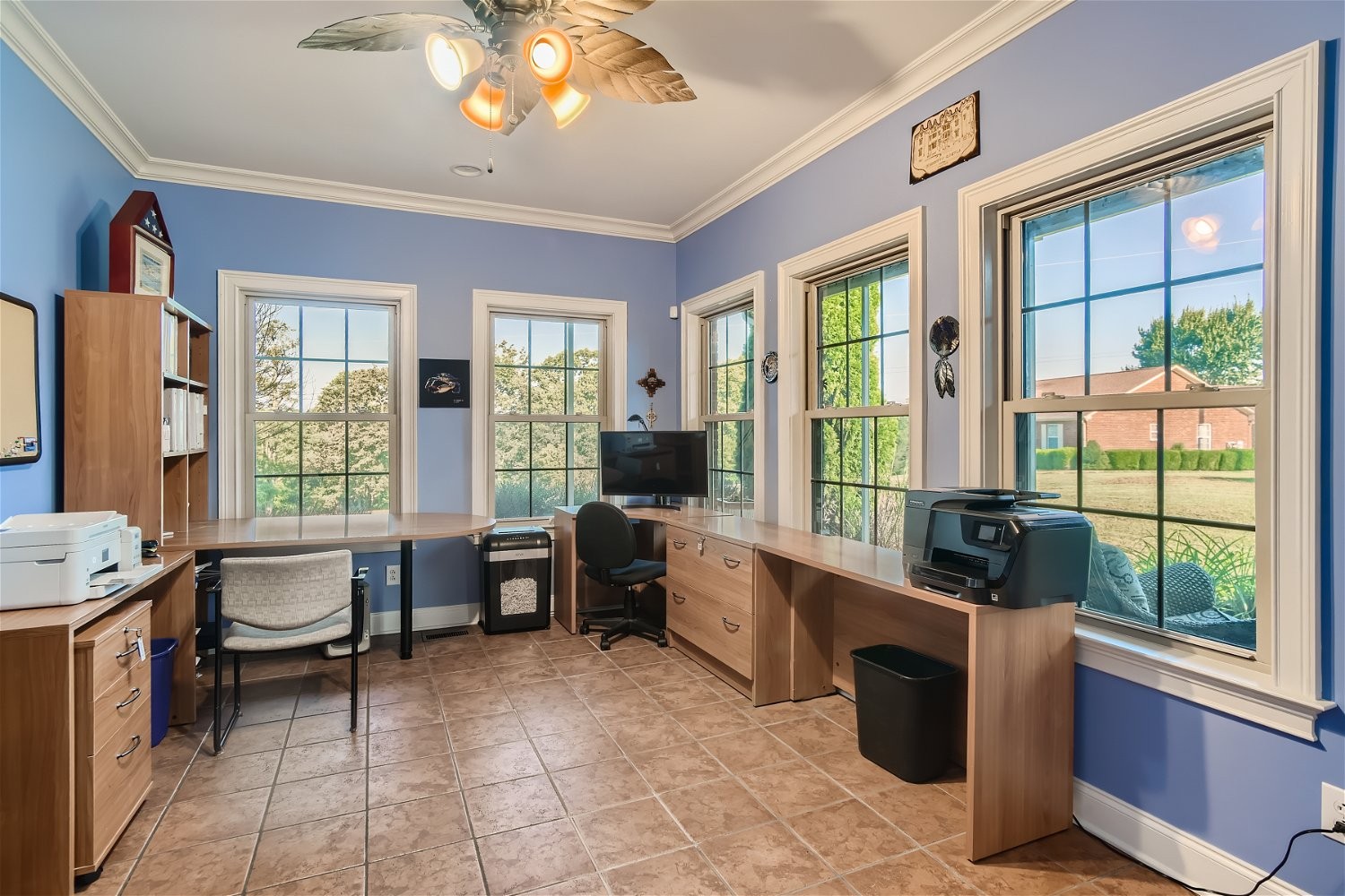 2378 Tom Fitzgerald Road Columbia, TN 38401 - Photo 20 of 34 a large living room with a large window