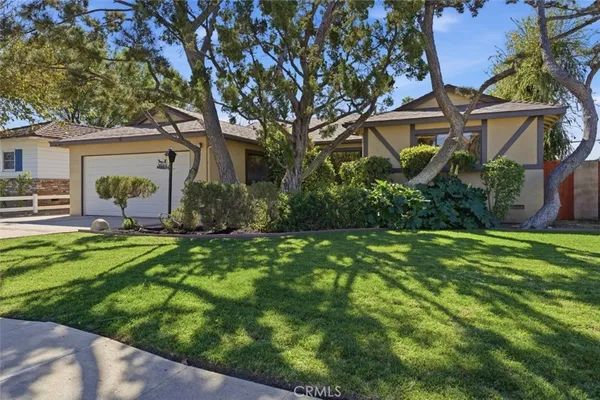 $1,230,000 | 15944 Gledhill Street, North Hills, CA 91343