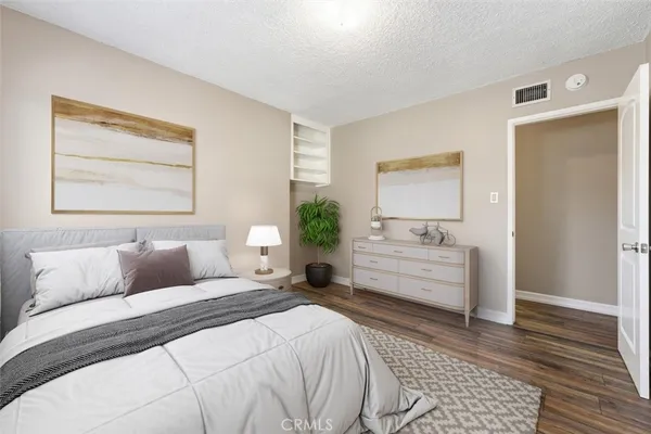 $1,230,000 | 15944 Gledhill Street, North Hills, CA 91343