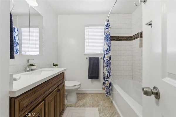 $1,230,000 | 15944 Gledhill Street, North Hills, CA 91343