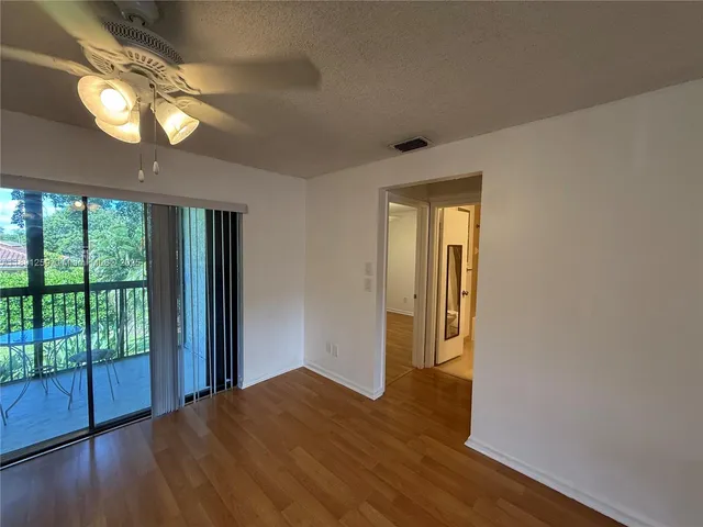 $2,000 | 9649 Northwest 4th Street, Unit 5E, Coral Springs, FL 33071