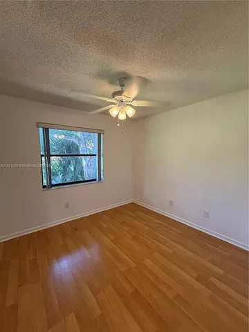 $2,000 | 9649 Northwest 4th Street, Unit 5E, Coral Springs, FL 33071