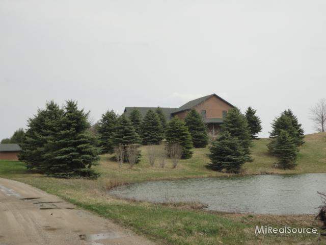 7135 Vincent Road Croswell, MI 48422 - Photo 20 of 24 31139633-19.JPG