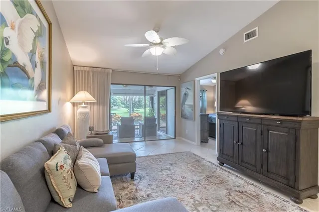 $280,000 | 2069 Pine Isle Lane, Unit 2069, Naples, FL 34112