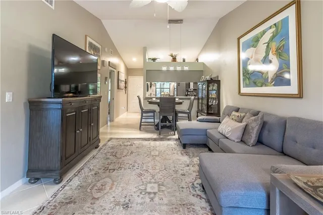 $280,000 | 2069 Pine Isle Lane, Unit 2069, Naples, FL 34112