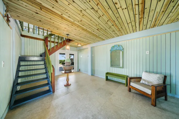 a view of entryway