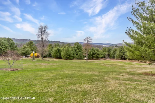 $375,000 | 530 West Sunset Road, Lehighton, PA 18235