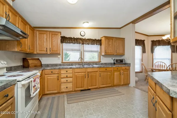 $375,000 | 530 West Sunset Road, Lehighton, PA 18235