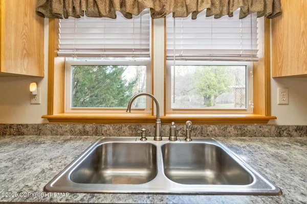 $375,000 | 530 West Sunset Road, Lehighton, PA 18235