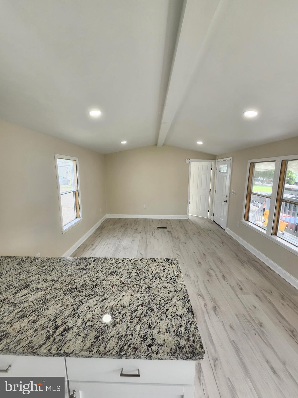 885 Buttonwood Avenue Spring City, PA 19475 - Photo 10 of 15 en view interior of the house