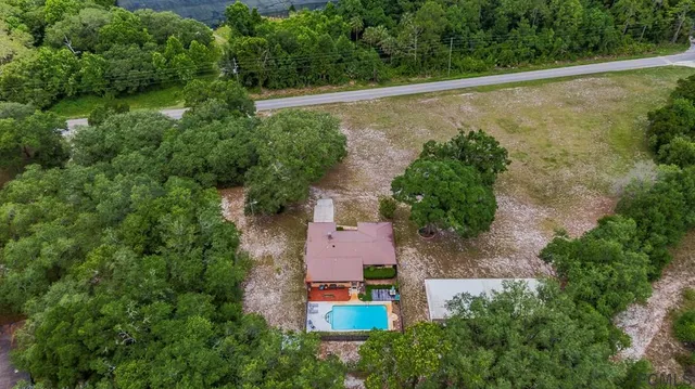$425,000 | 1027 East Washington Avenue, Pierson, FL 32180