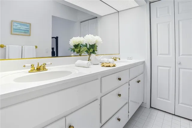 $495,000 | 4 Bay Tree Court West, St. Simons Island, GA 31522