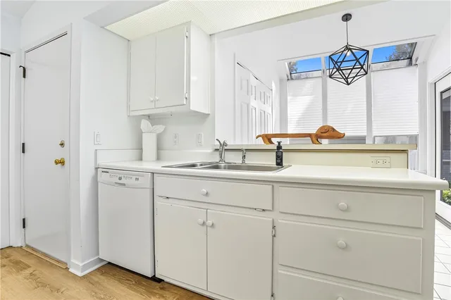 $495,000 | 4 Bay Tree Court West, St. Simons Island, GA 31522