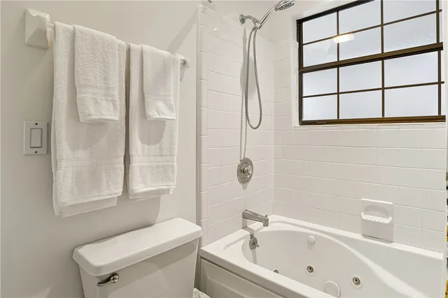 $495,000 | 4 Bay Tree Court West, St. Simons Island, GA 31522