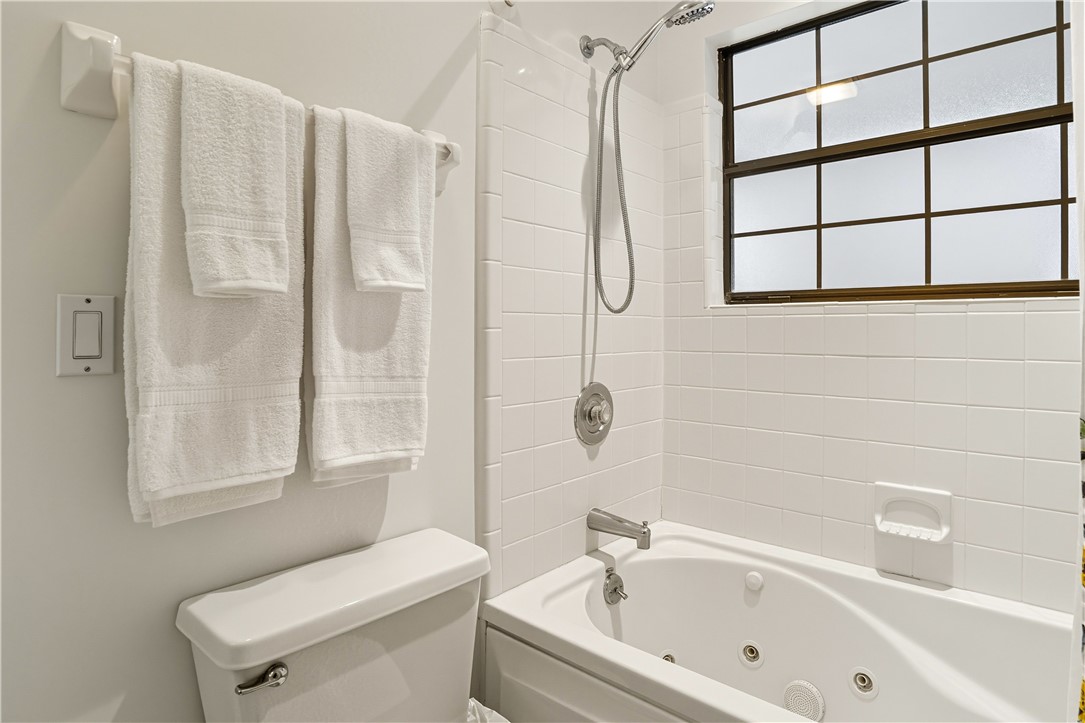 4 Bay Tree Court West St. Simons Island, GA 31522 - Photo 35 of 47