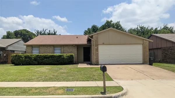 $2,025 | 4020 Blue Flag Lane, Fort Worth, TX 76137