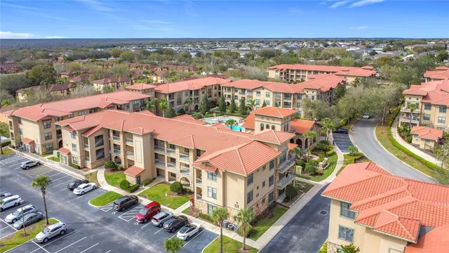 $130,000 | 912 Charo Parkway, Unit 214, Davenport, FL 33897