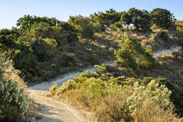 $29,800,000 | 0 Ca-135, Los Alamos, CA 93440