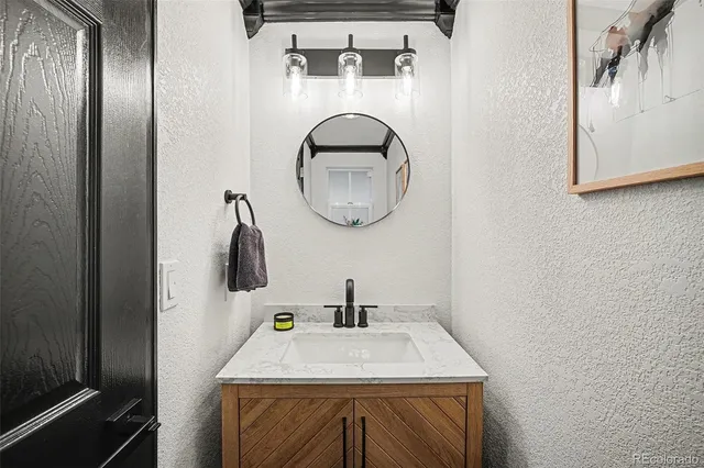 $500,000 | 7777 East 23rd Avenue, Unit 801, Denver, CO 80238