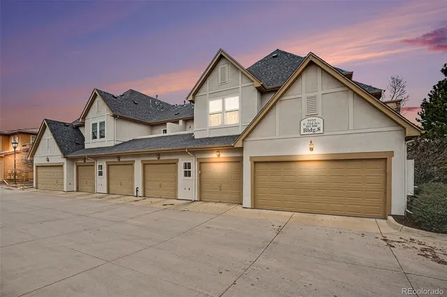 $500,000 | 7777 East 23rd Avenue, Unit 801, Denver, CO 80238