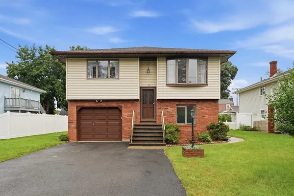 $419,900 | 10 Bramucci Street, Ludlow, MA 01056