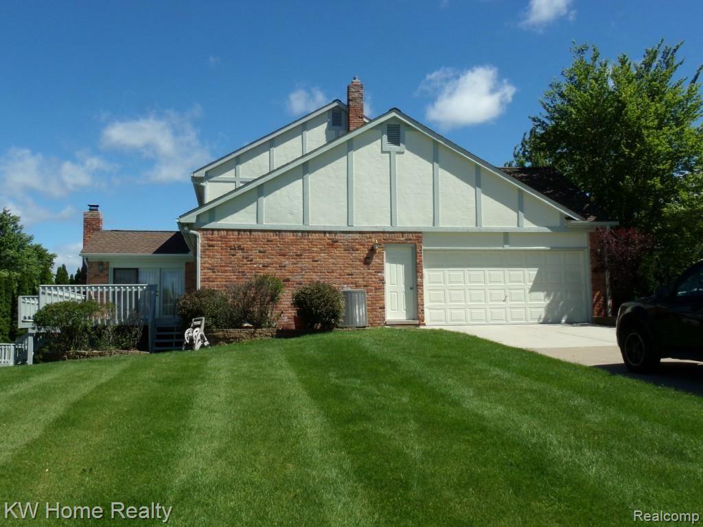 3081 Burlington Court Rochester, MI 48306 - Photo 3 of 40