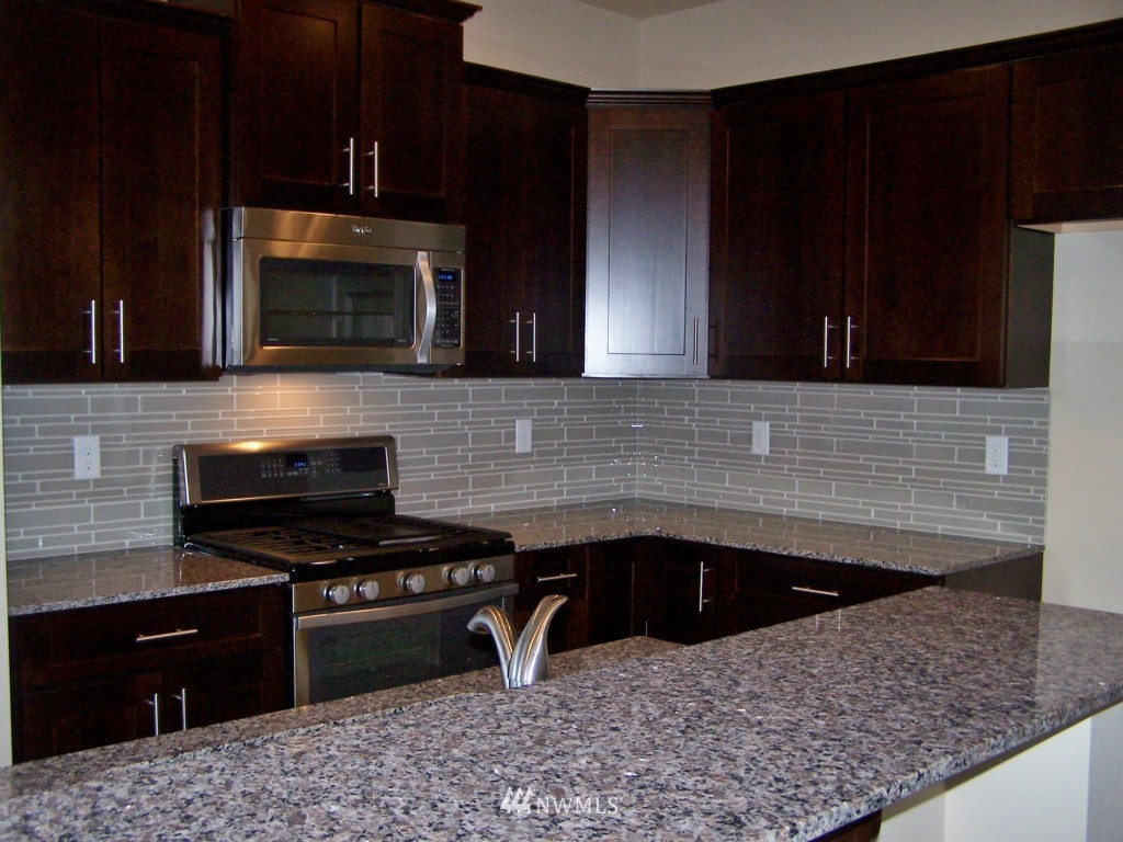 11017 Southeast 184th Place Renton, WA 98055 - Photo 6 of 18