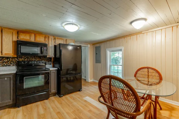 $185,000 | 1059 County Road 639, Mentone, AL 35984