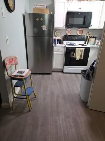 $355,000 | 1100 Colonial Drive, Lathrop, MO 64465