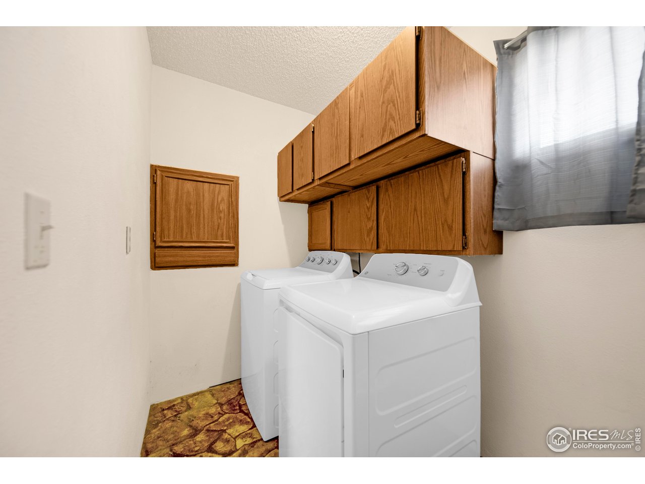 706 Lane Street Fort Morgan, CO 80701 - Photo 15 of 26 Main level laundry