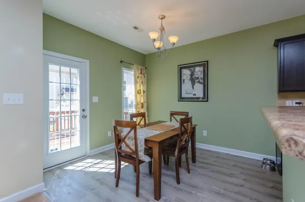 $2,000 | 219 Peggy's Trace, Sneads Ferry, NC 28460