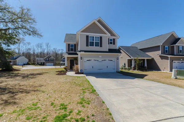 $2,000 | 219 Peggy's Trace, Sneads Ferry, NC 28460