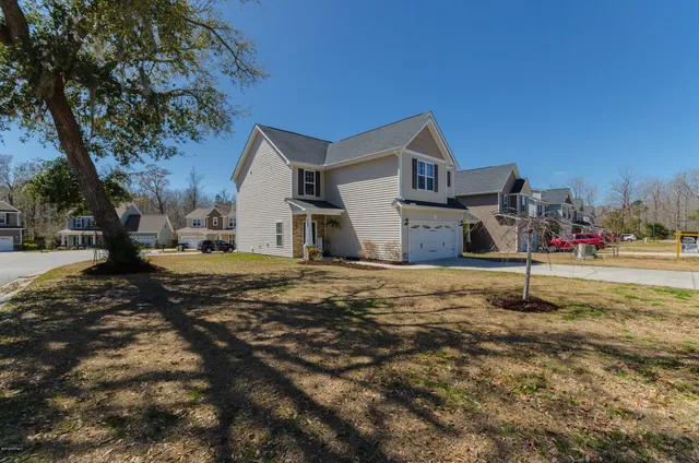 $2,000 | 219 Peggy's Trace, Sneads Ferry, NC 28460