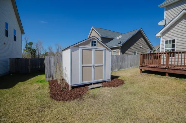 $2,000 | 219 Peggy's Trace, Sneads Ferry, NC 28460