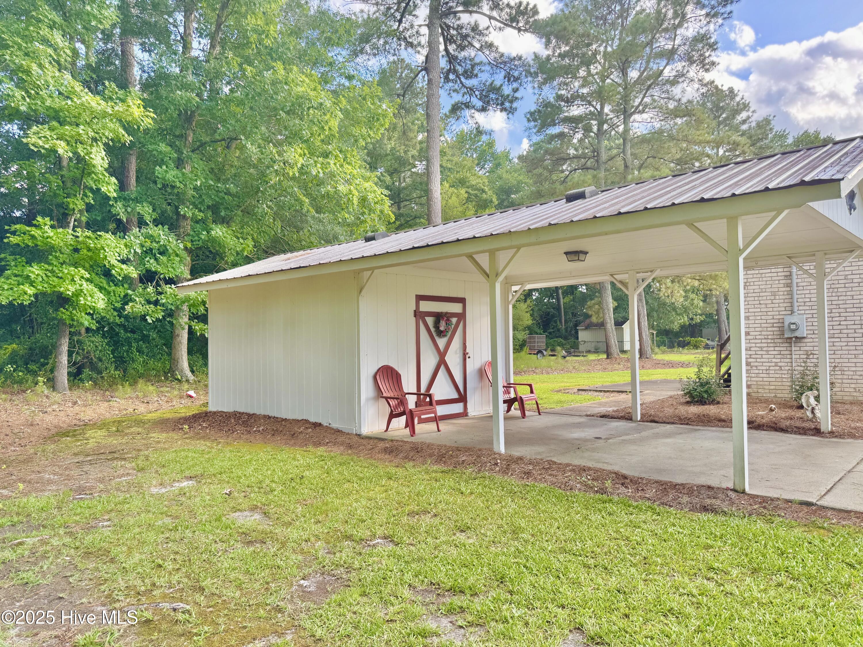 1229 Woodington Road Kinston, NC 28504 - Photo 12 of 92 IMG_4103