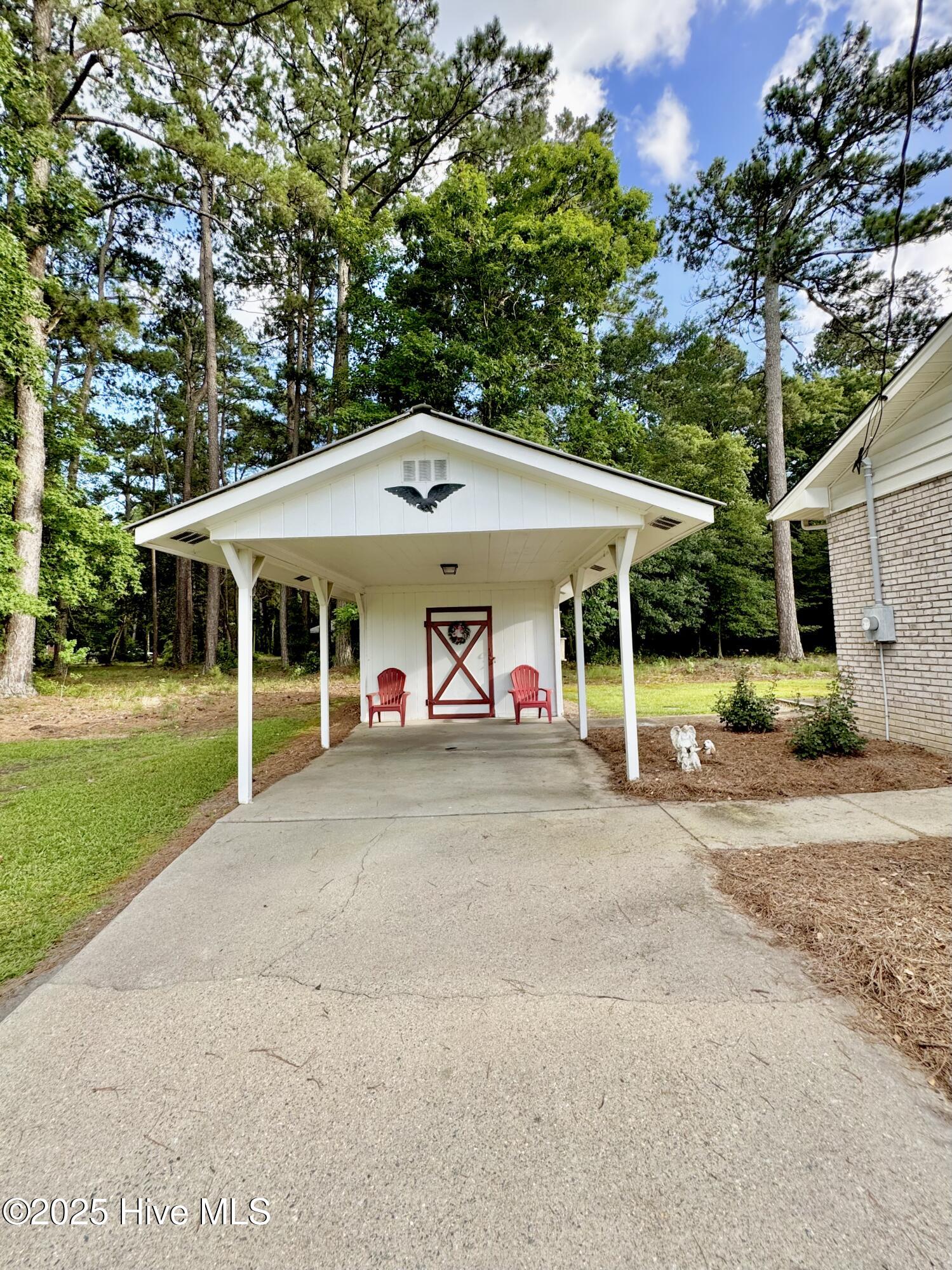 1229 Woodington Road Kinston, NC 28504 - Photo 10 of 92 IMG_4102