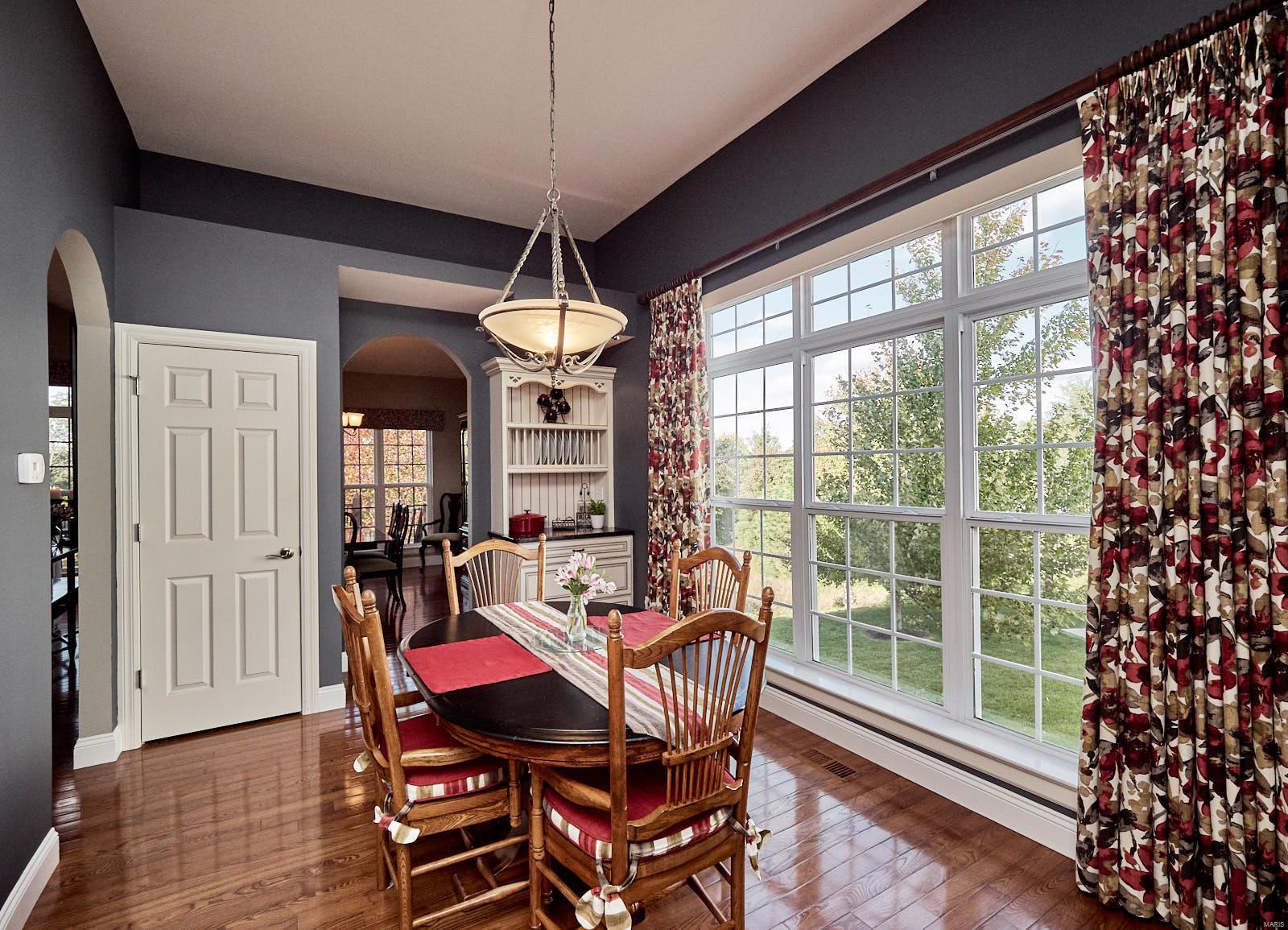 323 Kendall Ridge Court Chesterfield, MO 63017 - Photo 14 of 35