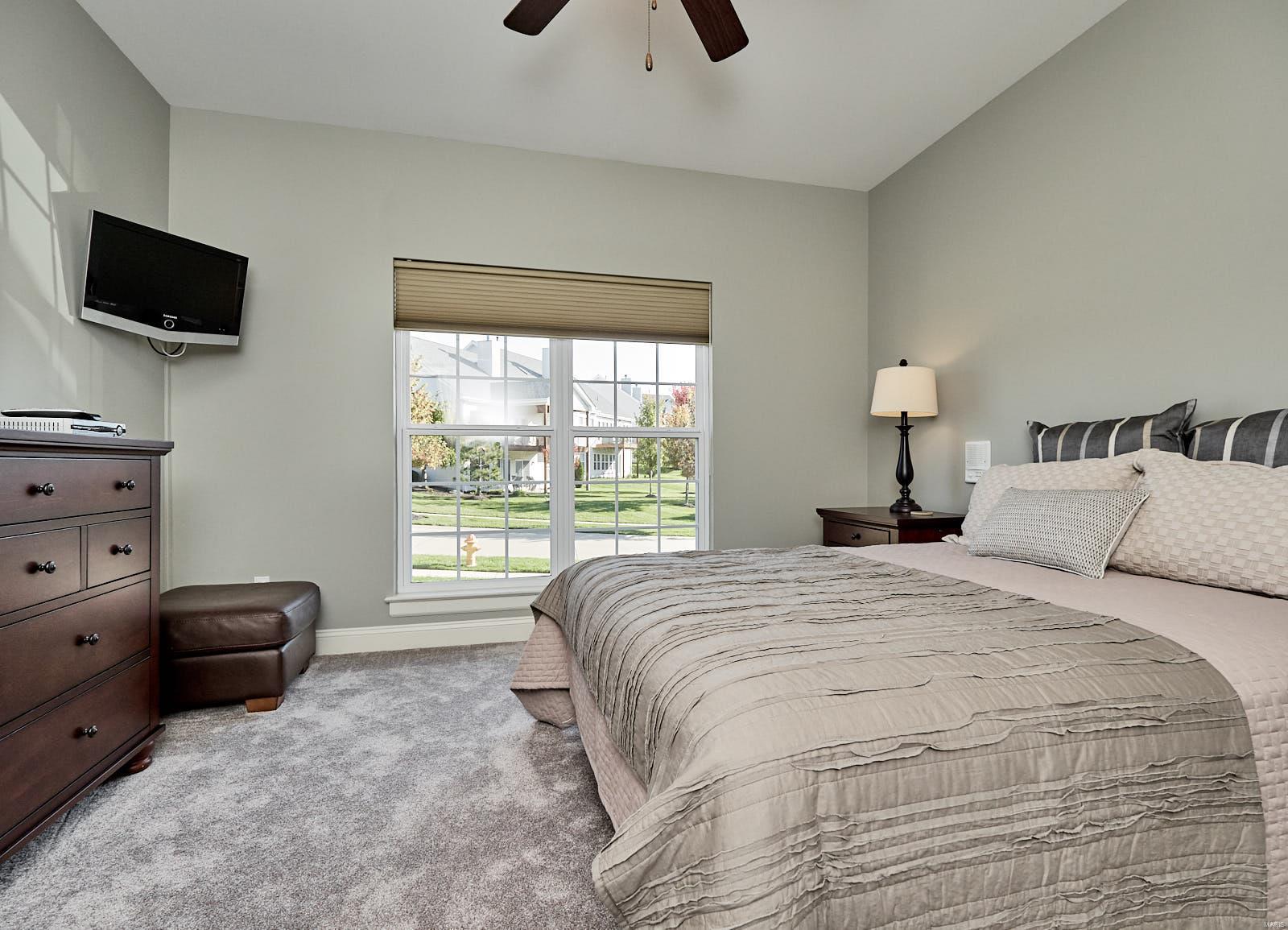 323 Kendall Ridge Court Chesterfield, MO 63017 - Photo 20 of 35
