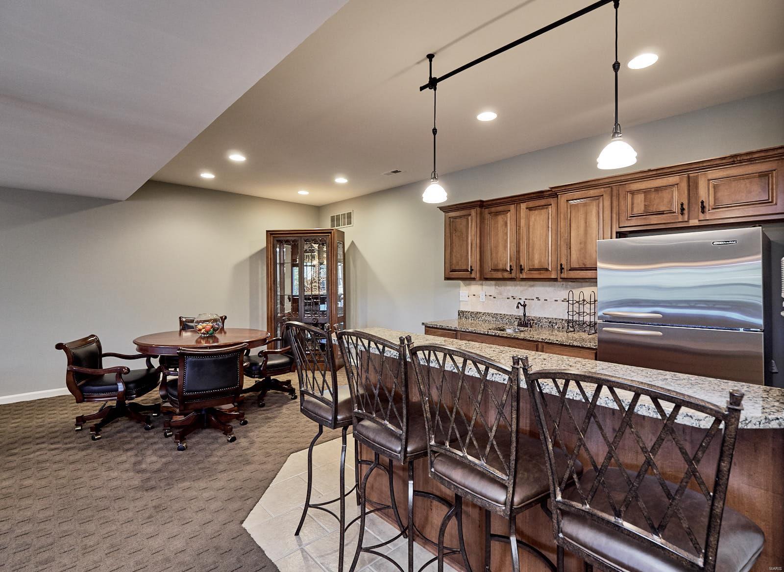 323 Kendall Ridge Court Chesterfield, MO 63017 - Photo 24 of 35
