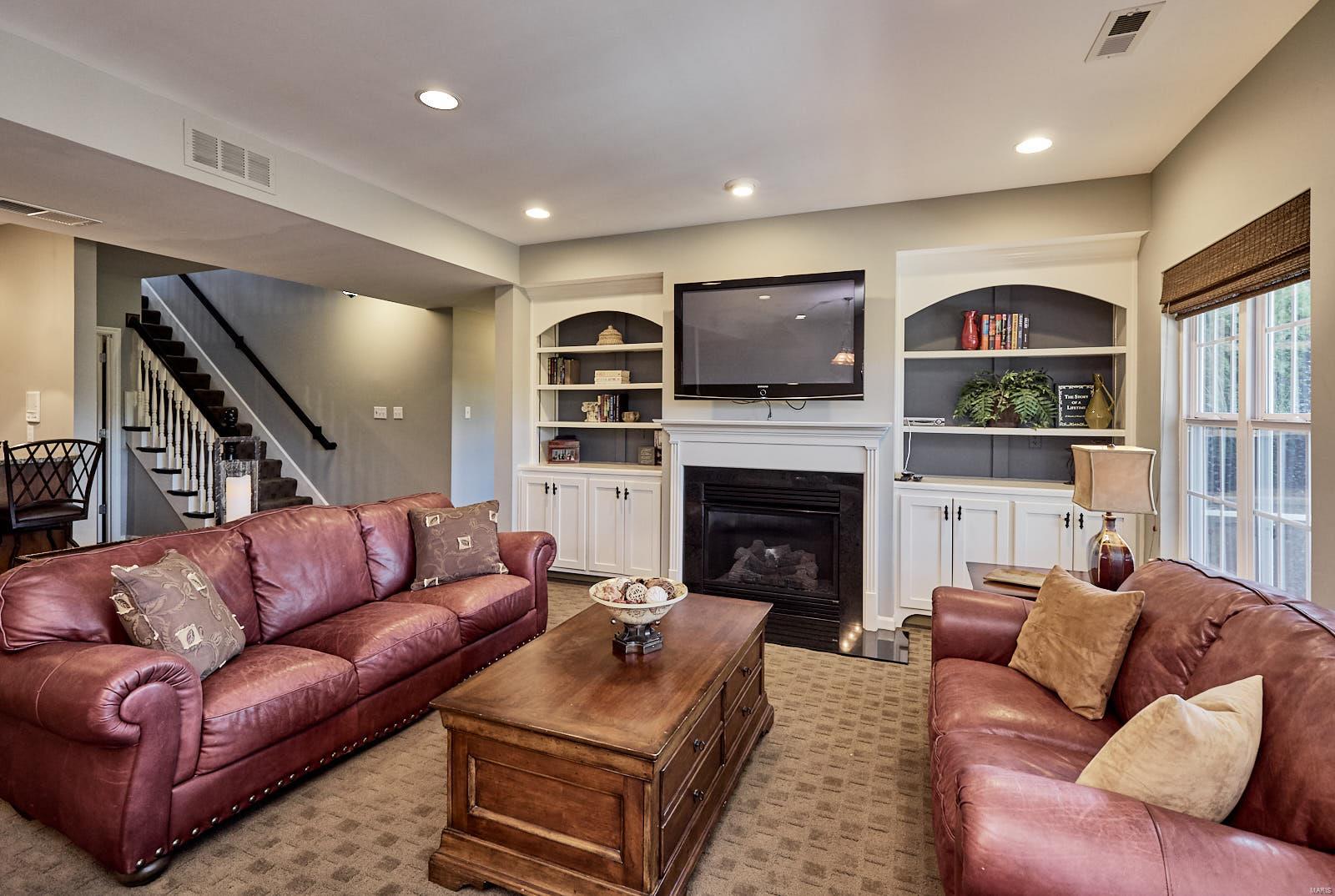 323 Kendall Ridge Court Chesterfield, MO 63017 - Photo 25 of 35