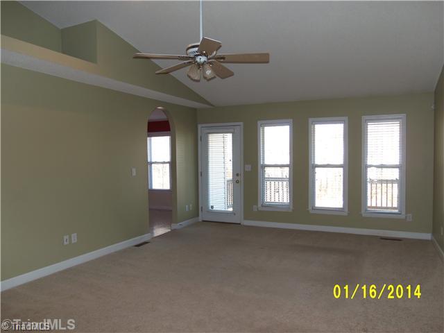 5455 Springhouse Farm Road Winston-Salem, NC 27107 - Photo 5 of 13 Living Room.