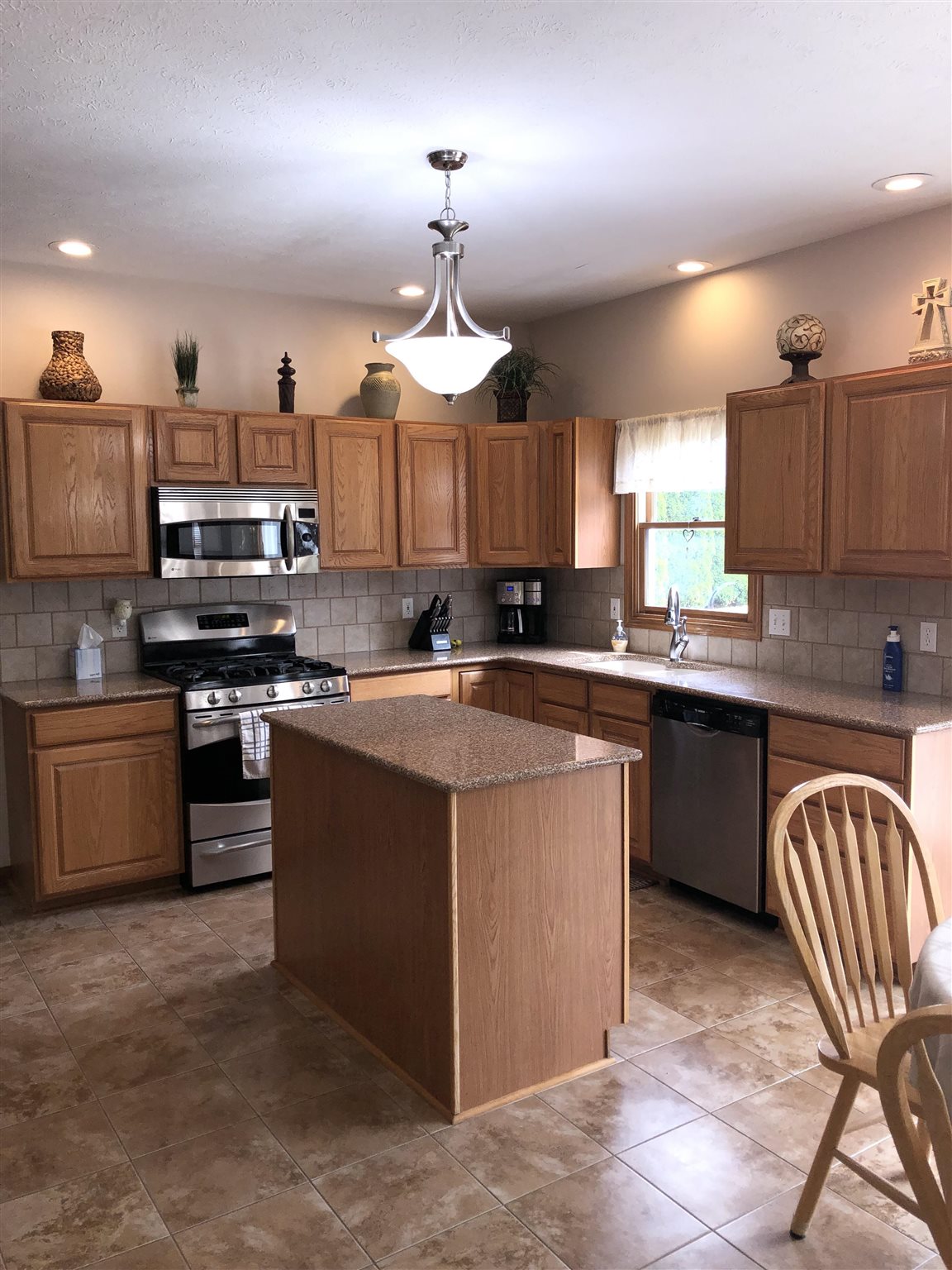 57244 Pear Road South Bend, IN 46619 - Photo 11 of 35 Gallery Image 11