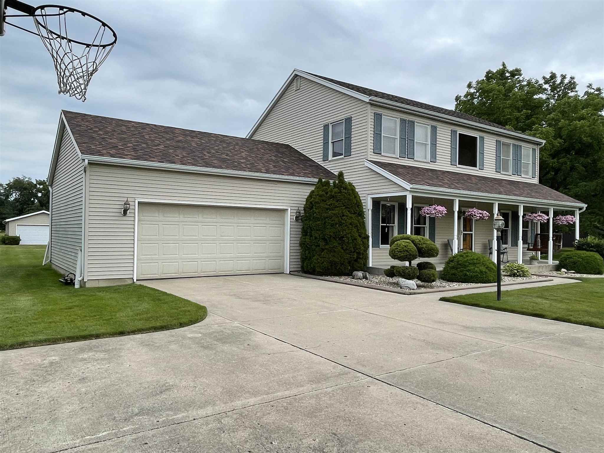 57244 Pear Road South Bend, IN 46619 - Photo 3 of 35 Gallery Image 3