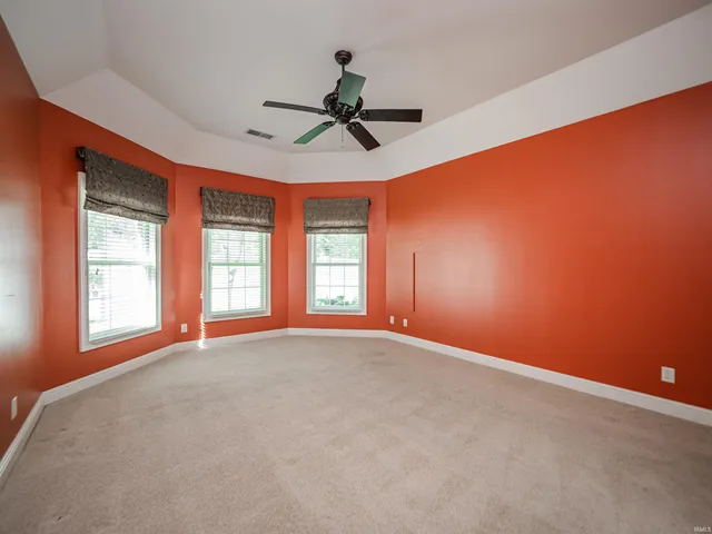 $625,000 | 1469 Woodfield Drive, Newburgh, IN 47630