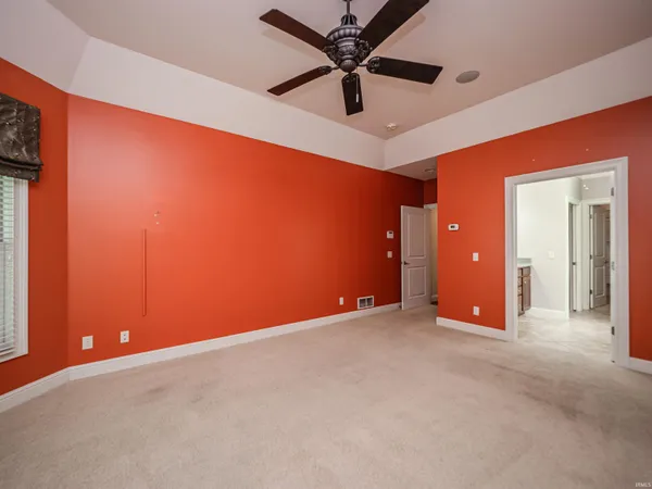 $599,900 | 1469 Woodfield Drive, Newburgh, IN 47630