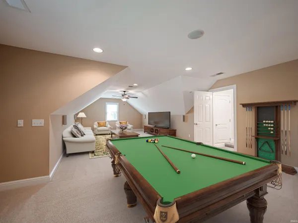 $598,900 | 1469 Woodfield Drive, Newburgh, IN 47630