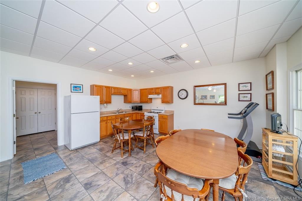 7600 Pete Andres Road Floyds Knobs, IN 47119 - Photo 28 of 47 Gallery Image 28