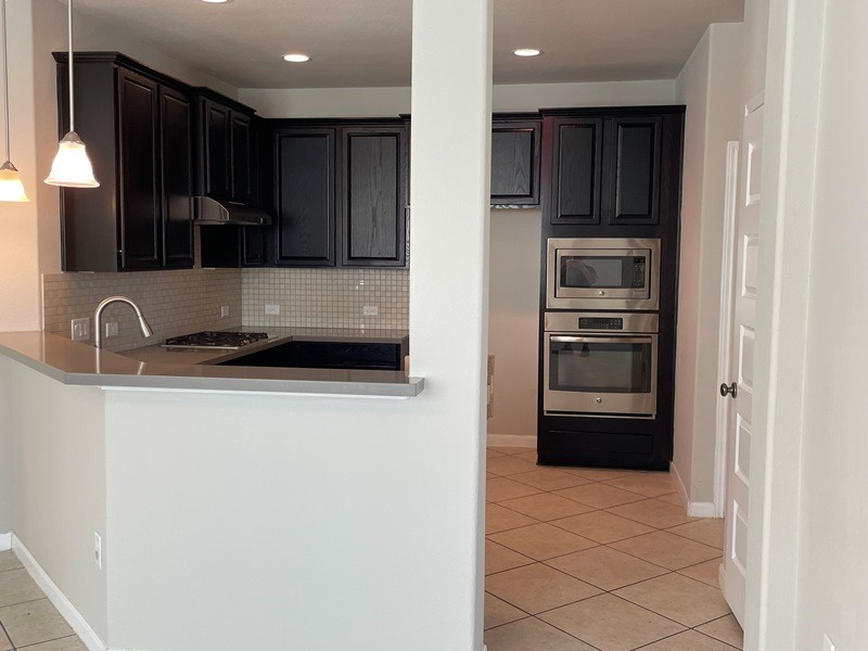 400 Hummingbird Lane, Unit A Austin, TX 78734 - Photo 4 of 30