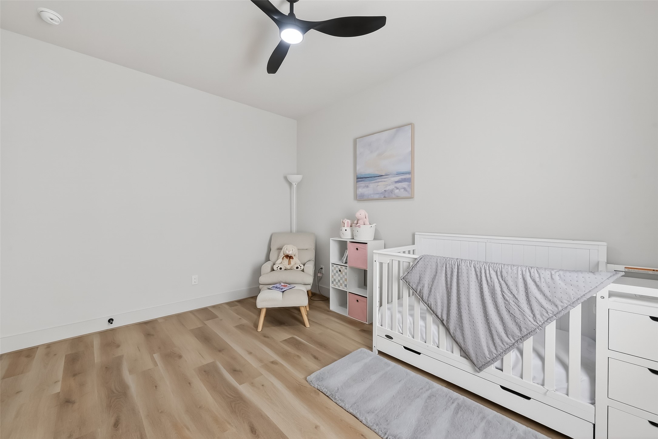 975 Highland Light Lane Houston, TX 77091 - Photo 36 of 41 a view of livingroom with furniture